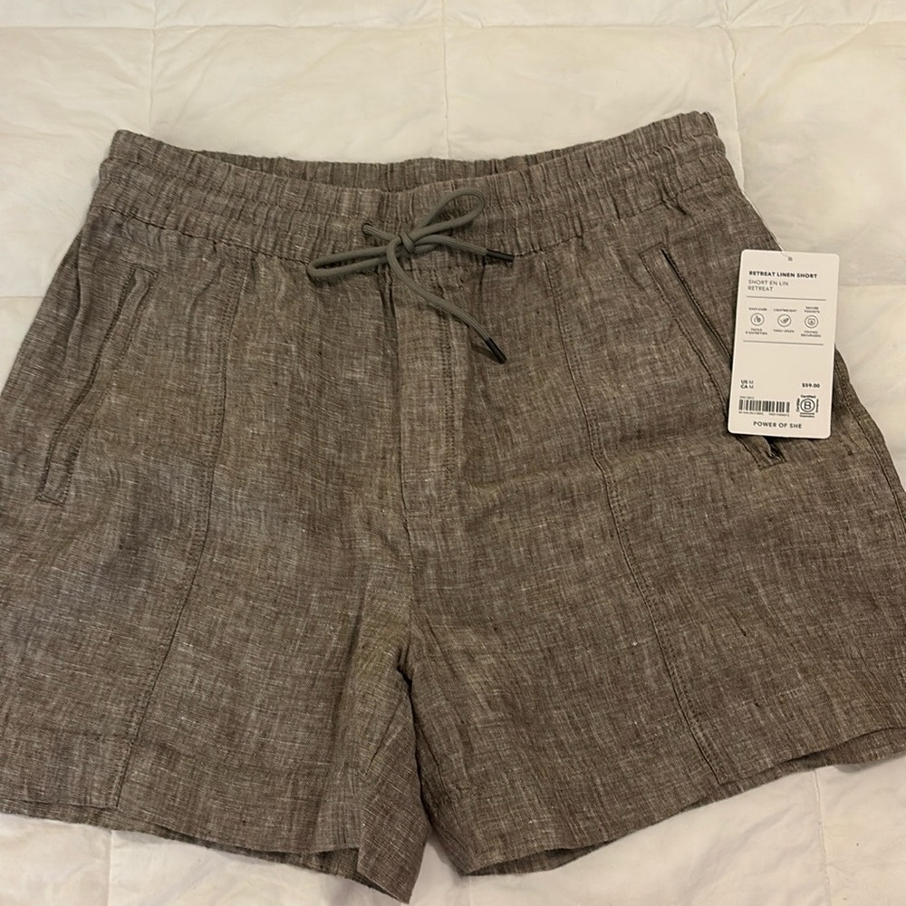 Athleta Women’s Retreat Linen Short